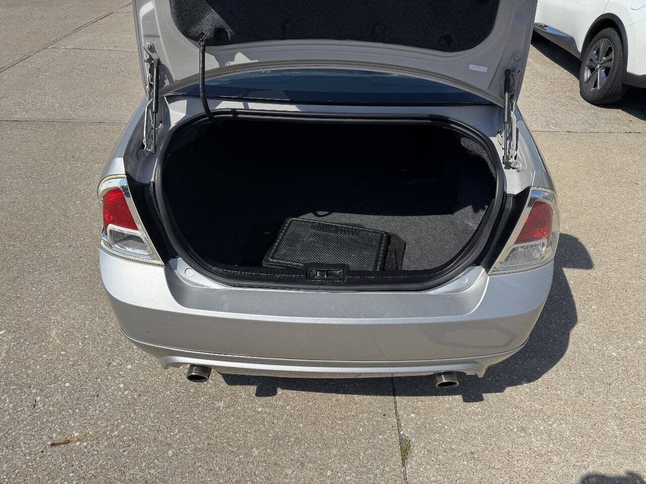 Used 2007 Ford Fusion SEL FWD image 18