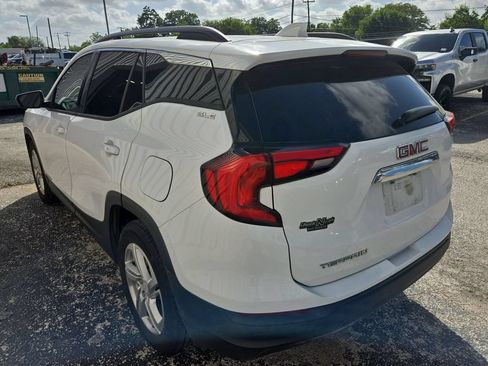 Used 2018 GMC Terrain SLE w/ Driver Convenience Package FWD image 4