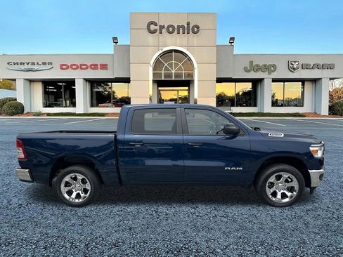 Used 2022 RAM 1500 Big Horn AWD/4WD image 2