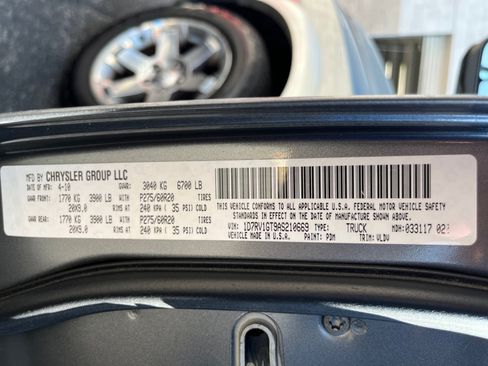 Used 2010 Dodge Ram 1500 Truck Laramie AWD/4WD image 30