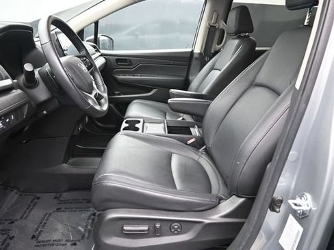 Used 2025 Honda Odyssey EX-L image 13
