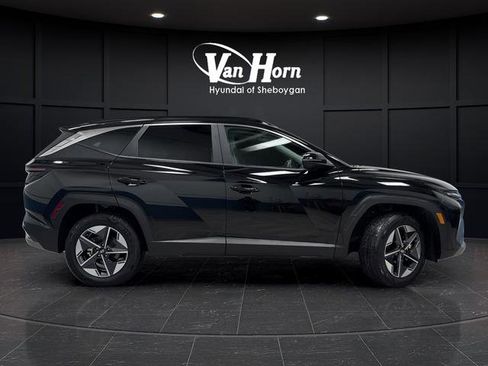 Used 2025 Hyundai Tucson SEL image 2