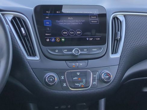 Used 2022 Chevrolet Malibu RS image 28