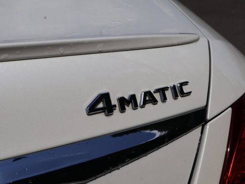Certified 2017 Mercedes-Benz E 300 4MATIC image 9