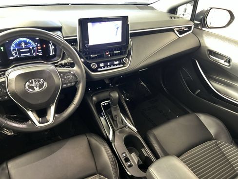 Used 2024 Toyota Corolla XSE FWD image 24
