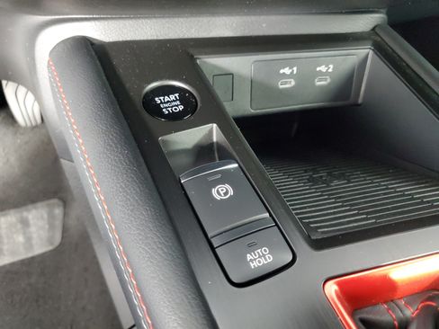 Used 2026 Nissan Kicks SR FWD image 18