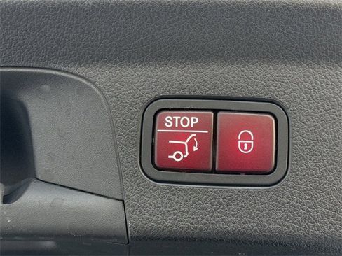 Used 2023 Mercedes-Benz GLE 53 AMG 4MATIC Coupe image 36