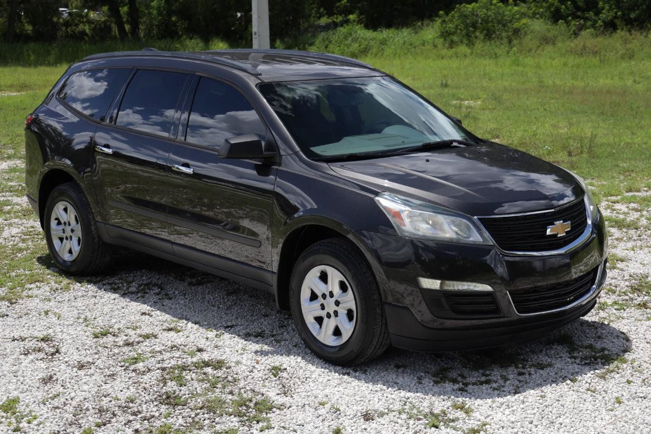 Used 2017 Chevrolet Traverse LS FWD image 15