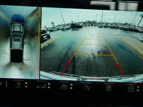 Used 2024 GMC Sierra 1500 AT4 w/ Technology Package image 25