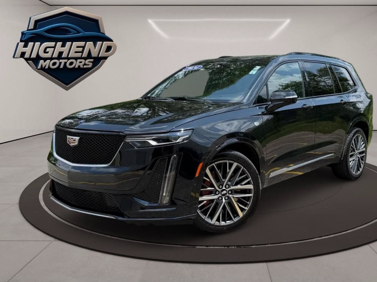 Used 2024 Cadillac XT6 Sport w/ Technology Package AWD/4WD image 2