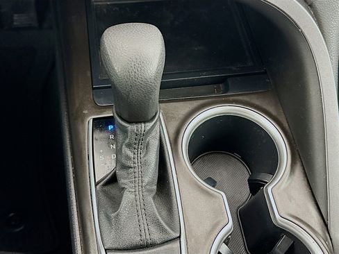 Used 2021 Toyota Camry LE image 23