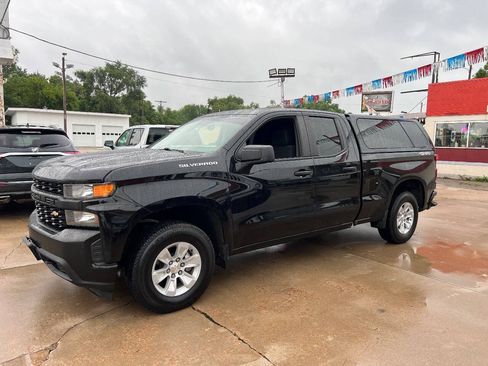 Used 2020 Chevrolet Silverado 1500 W/T w/ WT Fleet Convenience Package AWD/4WD image 2