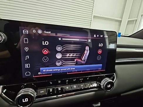 New 2026 GMC Canyon Elevation w/ Convenience Package image 14