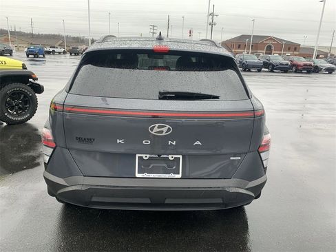 Used 2024 Hyundai Kona SEL image 7