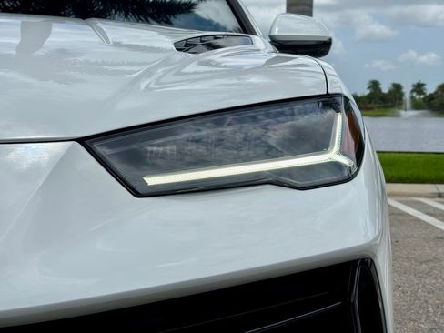 Used 2024 Lamborghini Urus S AWD/4WD image 30