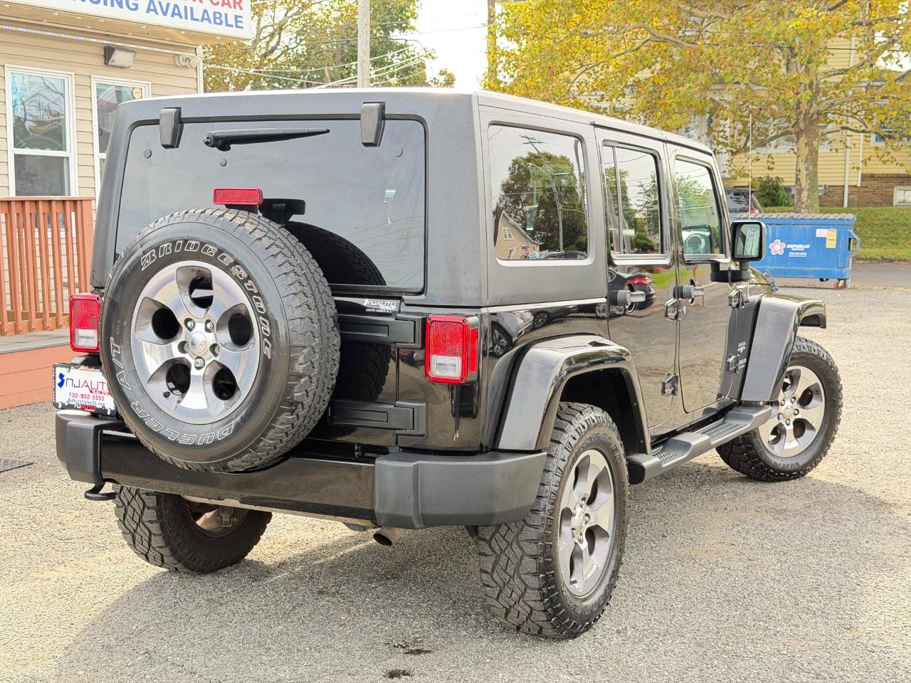 Used 2016 Jeep Wrangler Unlimited Sahara w/ Connectivity Group AWD/4WD image 83