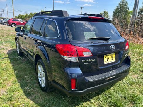 Used 2014 Subaru Outback 2.5i Premium image 7
