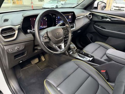 Certified 2024 Chevrolet TrailBlazer ACTIV w/ Convenience Package image 12