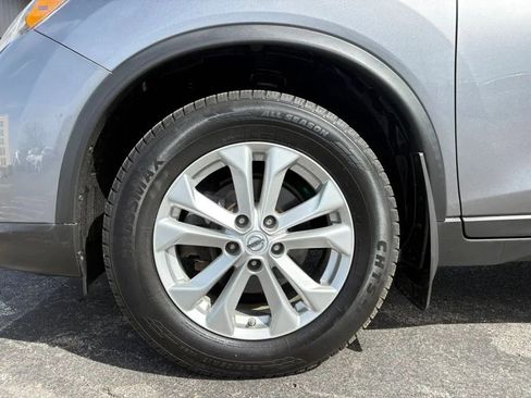 Used 2016 Nissan Rogue SV AWD/4WD image 25