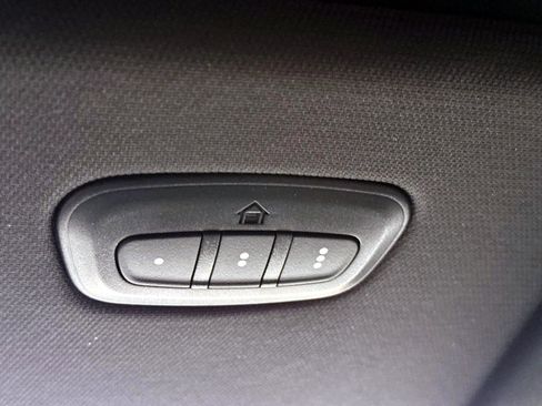 Used 2025 RAM 1500 Big Horn image 24