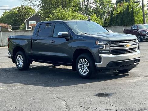 Used 2021 Chevrolet Silverado 1500 LT w/ Bed Protection Package AWD/4WD image 7