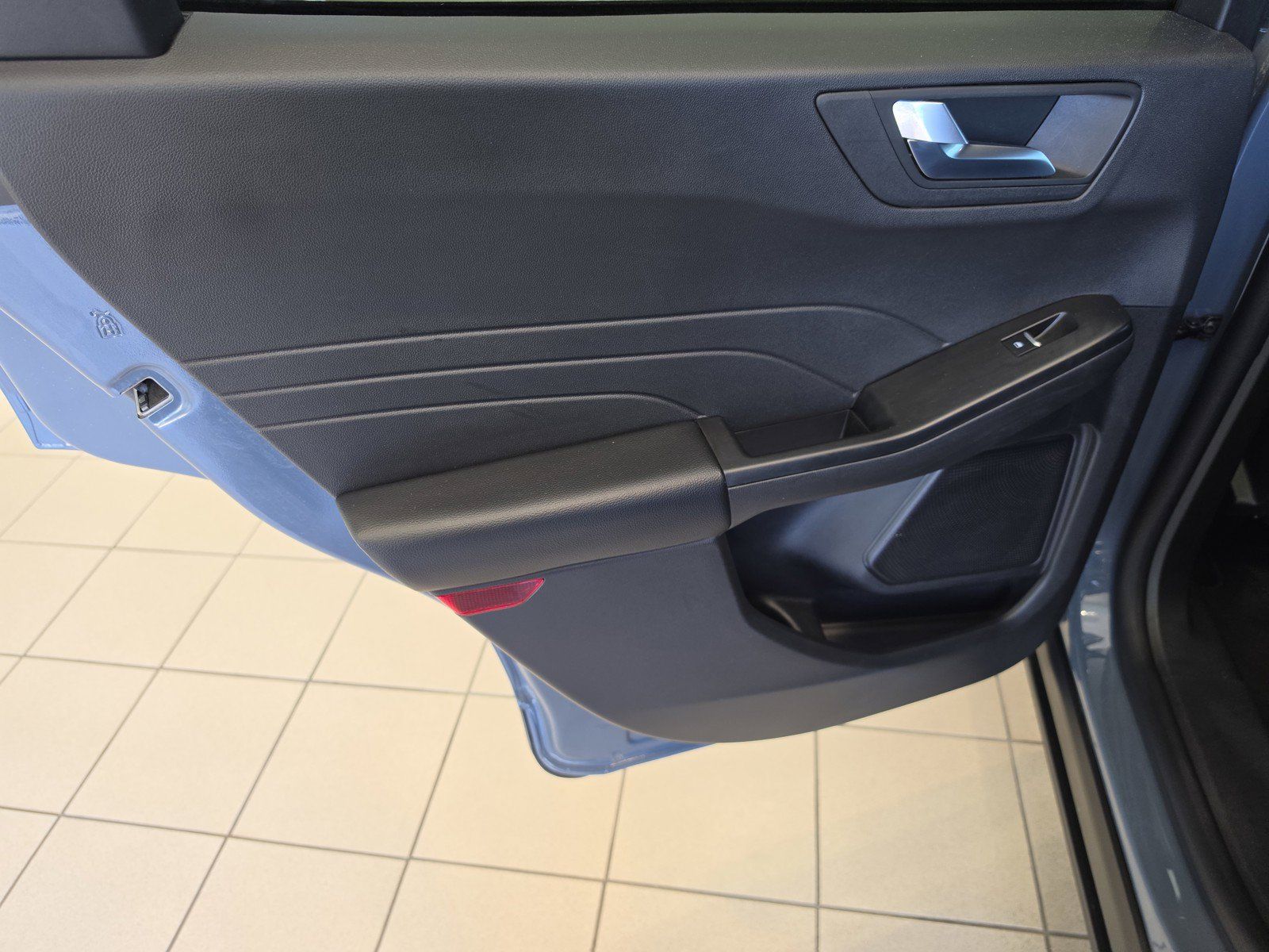 Used 2025 Ford Escape ST-Line FWD image 26