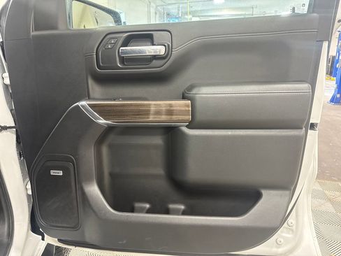 Used 2020 Chevrolet Silverado 1500 LT Trail Boss AWD/4WD image 25