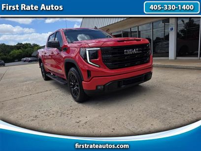 Used 2024 GMC Sierra 1500 Elevation w/ LPO, Elevation Black Package