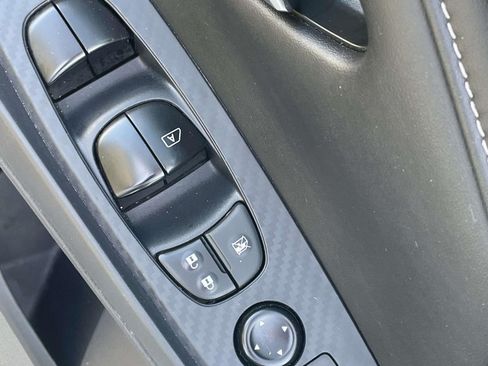 Used 2025 Nissan Sentra SV FWD image 19