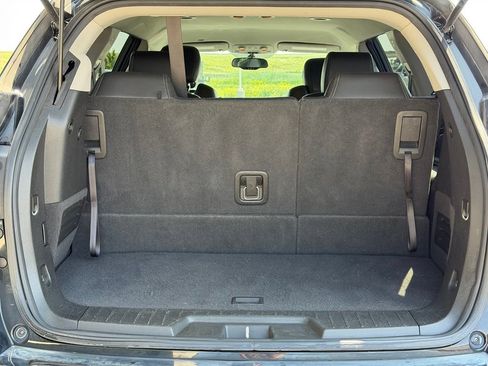 Used 2017 Buick Enclave Leather AWD/4WD image 8