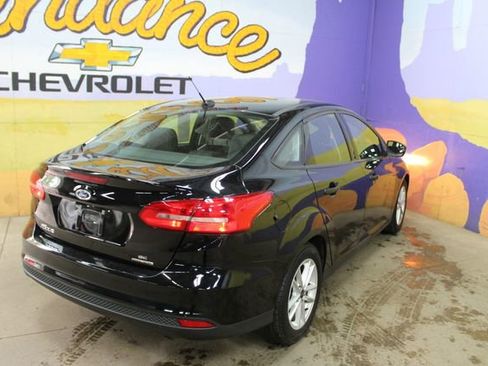 Used 2016 Ford Focus SE FWD image 8
