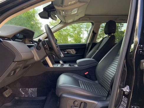 Certified 2025 Land Rover Discovery Sport S image 14