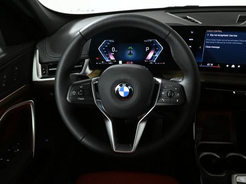 Used 2025 BMW X1 xDrive28i w/ Convenience Package image 18