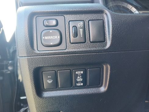 Used 2016 Toyota 4Runner Limited image 15