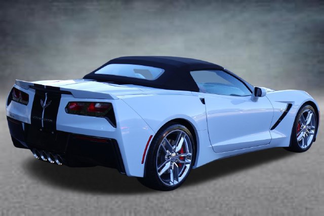 Used 2019 Chevrolet Corvette Stingray Convertible Z51 2LT RWD image 3