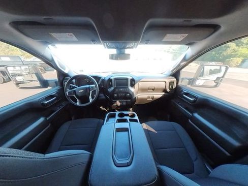 Used 2021 Chevrolet Silverado 2500 Custom w/ Custom Value Package AWD/4WD image 31