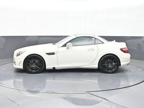 Used 2013 Mercedes-Benz SLK 350 image 8