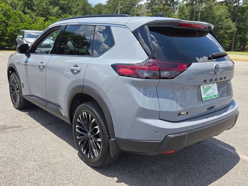 New 2026 Nissan Rogue Dark Armor FWD image 8