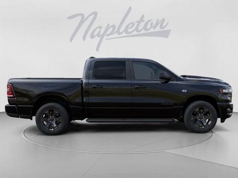 New 2026 RAM 1500 Express AWD/4WD image 23