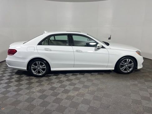 Used 2014 Mercedes-Benz E 250 BlueTEC Sedan image 10