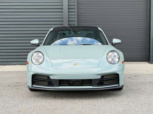 Certified 2025 Porsche 911 Carrera RWD image 26