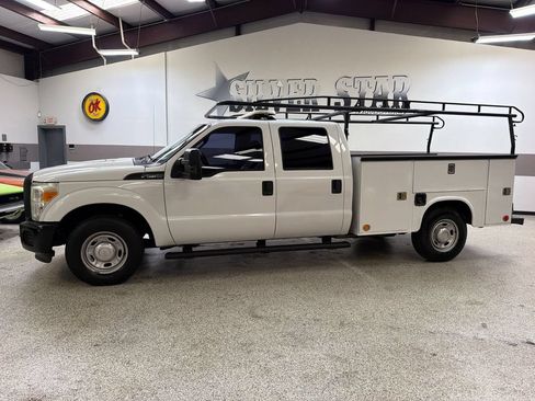 Used 2012 Ford F250 XL w/ PWR Equipment Group RWD image 2