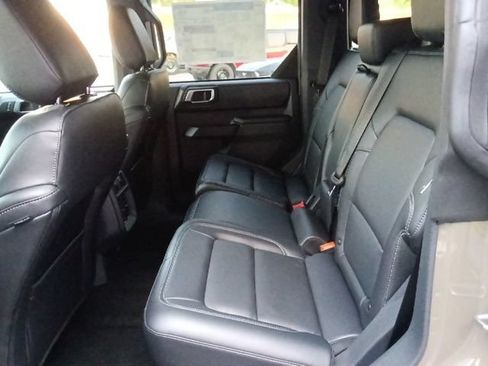 New 2026 Ford Bronco Outer Banks AWD/4WD image 27