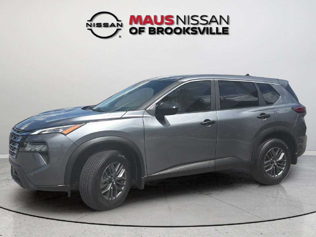 Certified 2025 Nissan Rogue S FWD image 5