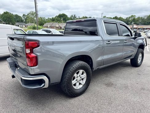 Used 2020 Chevrolet Silverado 1500 LT AWD/4WD image 8