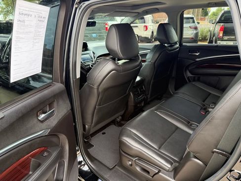 Used 2016 Acura MDX SH-AWD image 11