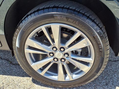 Used 2026 Cadillac XT5 Premium Luxury w/ LPO, Floor Liner Package AWD/4WD image 7