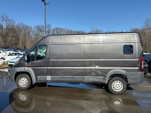 Used 2018 RAM ProMaster 2500 image 7