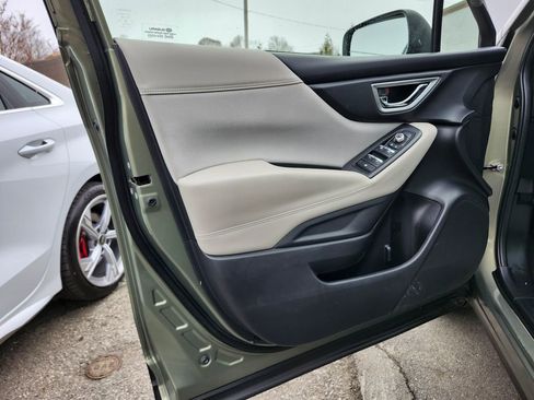 Used 2020 Subaru Forester Premium image 9