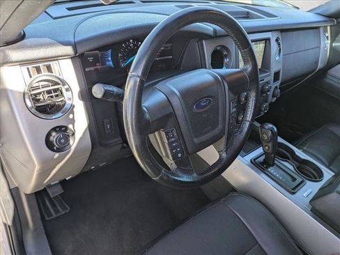 Used 2016 Ford Expedition XLT w/ Equipment Group 202A image 9